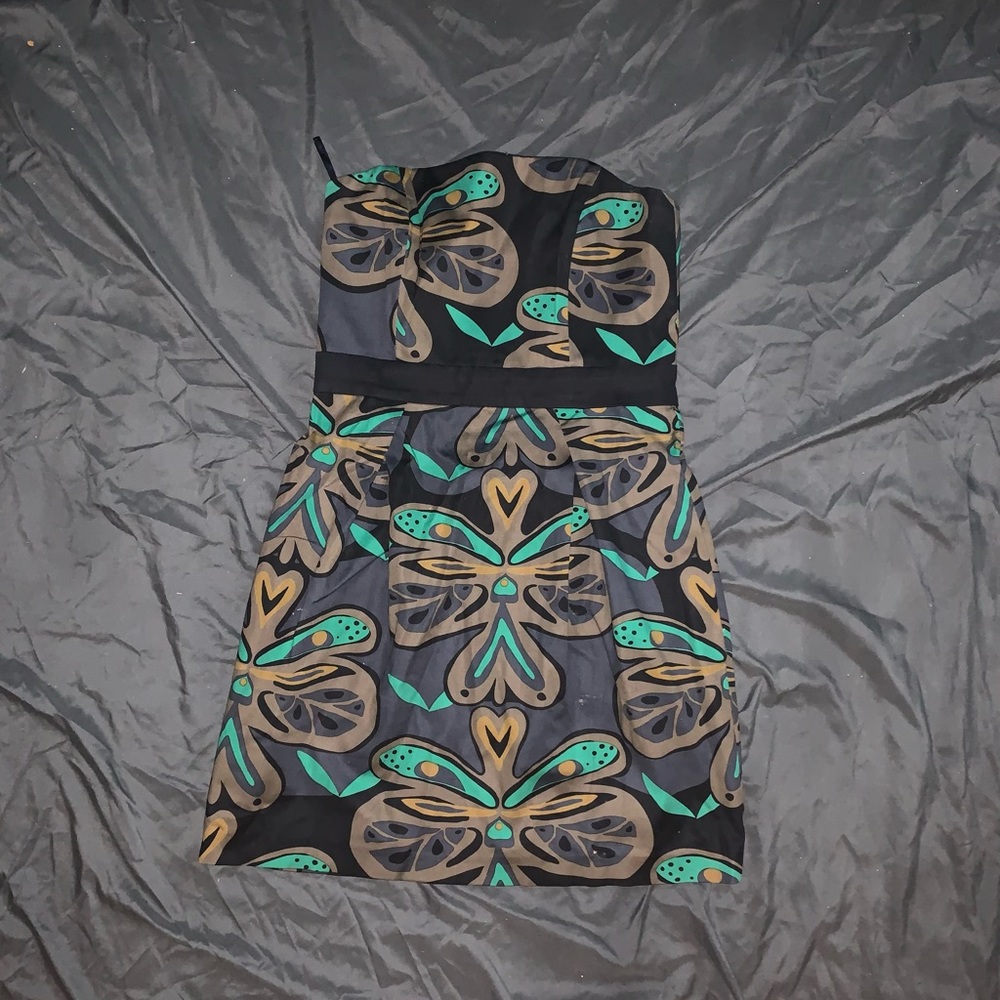 A multi colored strapless dress. Size 8. A French connection design